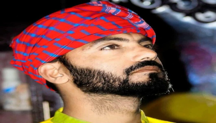 দুর্গাপুরে বিদ্যুৎস্পৃষ্ট হয়ে সংগীতশিল্পী গামছা বাউল ডালিমের মৃত্যু ‎