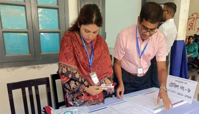 রাকসুতে ভোট পড়েছে ৭২ শতাংশ