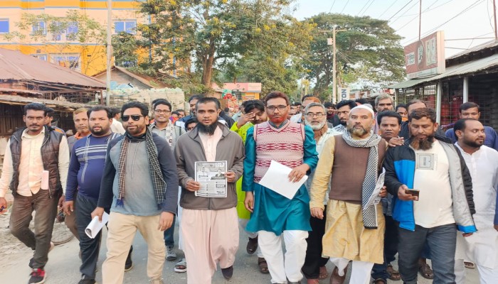 চারঘাটে বিএনপির ৩১ দফা প্রচারণা, ধানের শীষে ভোট চাইলেন নেতারা