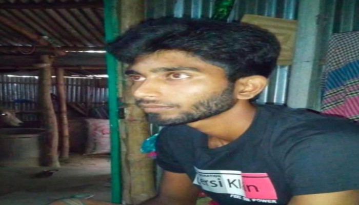 বাঘায় কলেজ অধ্যাপকের কাছে চাঁদা দাবি: ‘দলবদলু’ টিপু সুলতান আটক