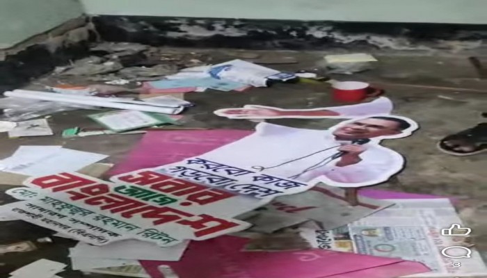 পুঠিয়ায় বিএনপির দুই গ্রুপের সংঘর্ষ, দলীয় কার্যালয় ভাংচুর ও অগ্নিসংযোগ 