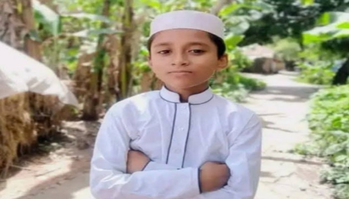 দুর্গাপুরে নিখোঁজ মাদ্রাসা ছাত্র আব্দুল আওয়াল, সন্ধান চায় পরিবার