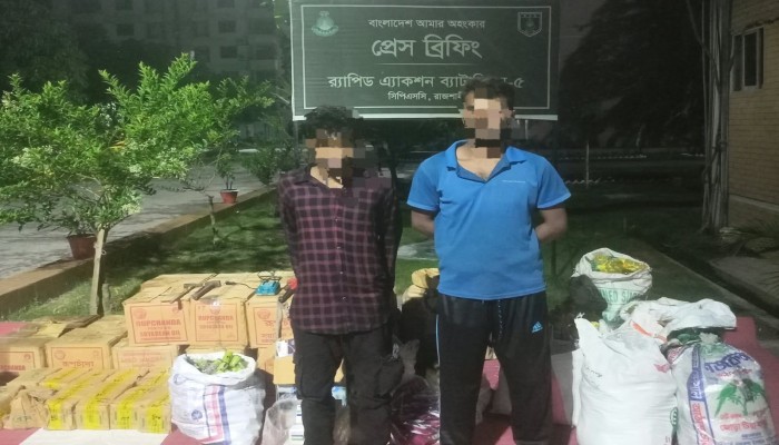 পুঠিয়ায় অবৈধ ওষুধ, মাদক ও চোরাই মালামালসহ গ্রেপ্তার ২